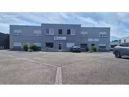 local commercial 208 m2