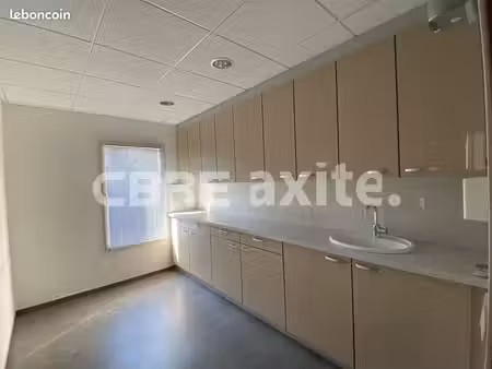 local commercial 113 m² la balme de sillingy