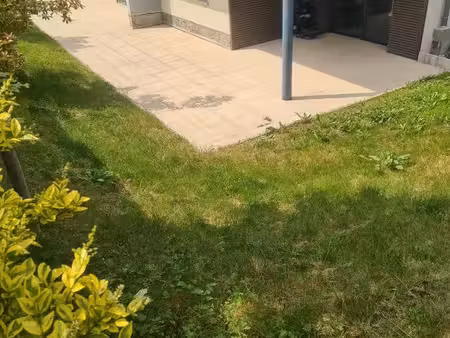 5 pièces (t4) 90m2 avec grande terrasse et jardin à neydens
