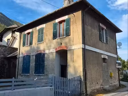 maison de caractère à rénover-ancienne école