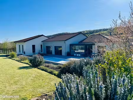particulier vend maison contemporaine avec piscine  vue sur les vignes et sans vis-à-vis –