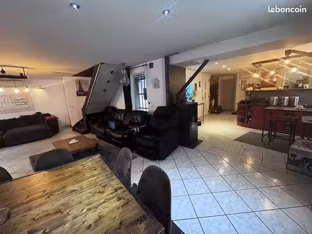 maison 5 pièces 164 m²