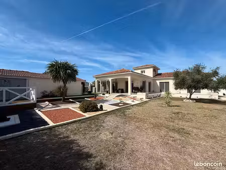 maison 6 pièces 146 m²