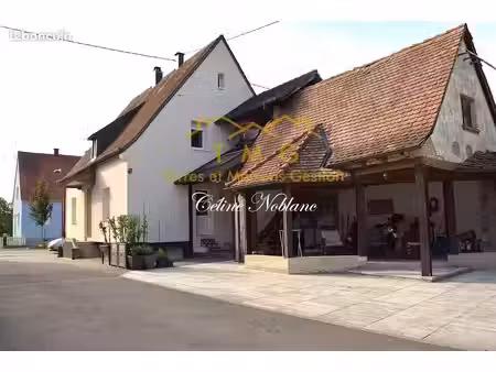 maison 6 pièces 137 m²