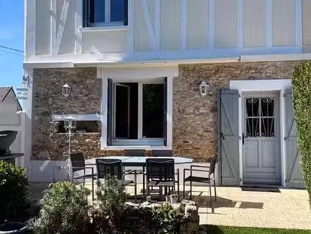 maison de caractère – 4 pièces – 103m² au sol – jardin clos sans vis-à-vis