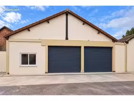 atelier automobile rénové – env. 342 m² – centre-ville de provins