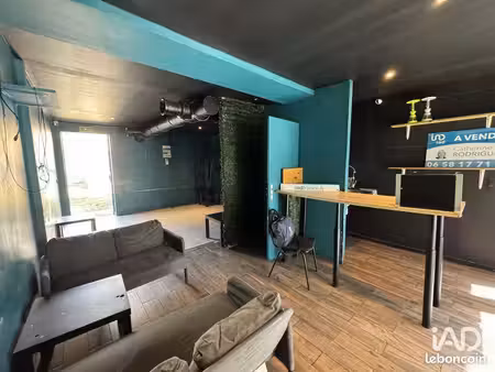 boutique 32 m² vert-saint-denis
