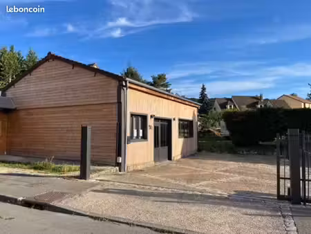 local professionnel à louer à chevreuse