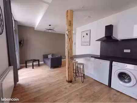 appartement t2 meublé de 35 m² avec extérieur