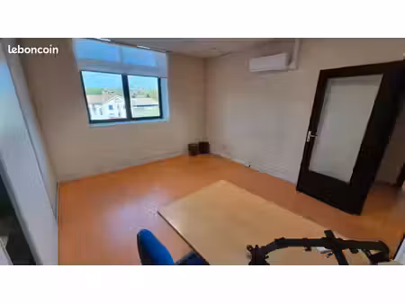 bureau équipé à louer – gaillac – env. 20 m² – charges comprises