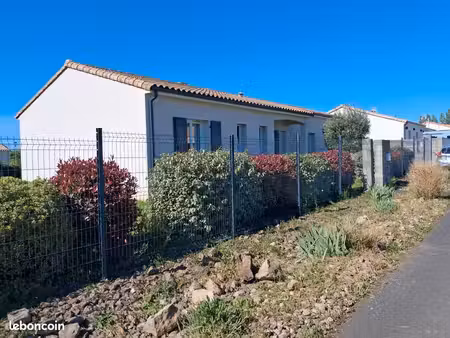 maison plain-pied 2016 – dpe a/a – 4 ch. – terrain 848 m² (10 min niort)