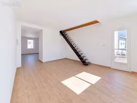 maison de village 3 pièces 75 m²