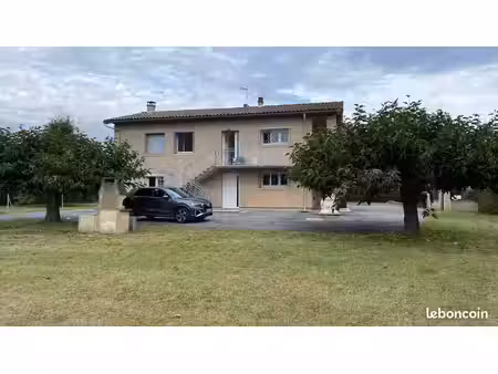 appartement t4 dans maison individuelle