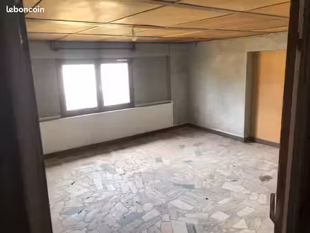local / dépôt de 10m2 à 40m2 à louer