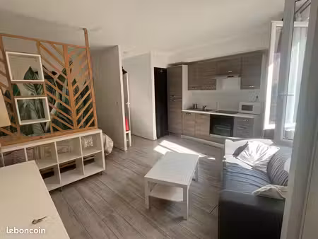 studio meublé à ollioules centre-ville - direct particulier