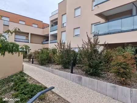 bel appartement t2 avec jardin