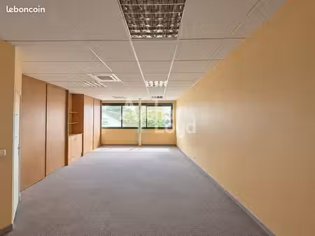 bureaux 236 m² poitiers