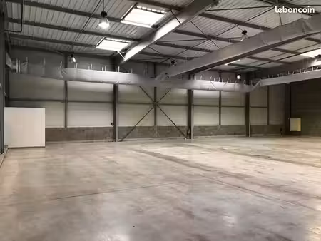 local industriel 534 m²