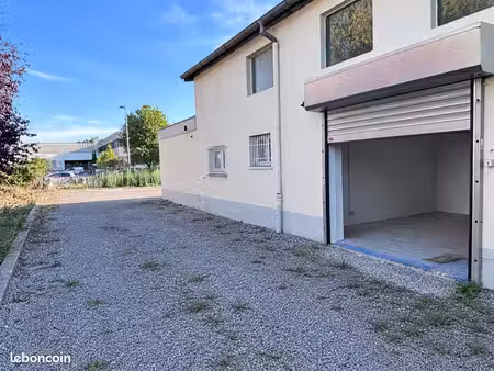local 40m2