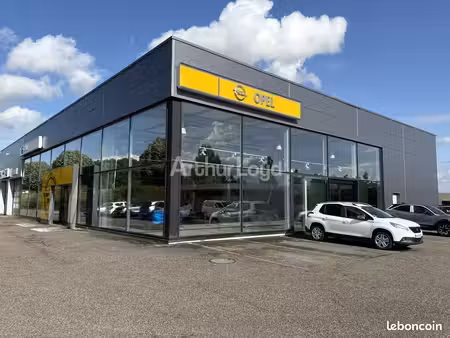 local commercial 2 280 m²
