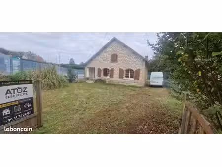 maison de 80m2 sur un terrain de 727m2
