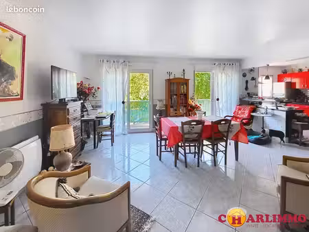 appartement 3 pièces 75 m²
