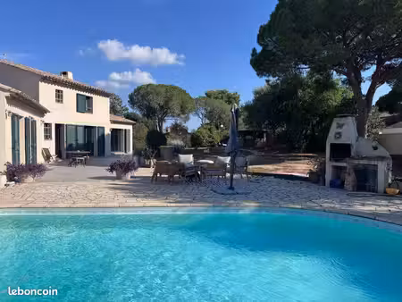 ? à vendre – belle maison familiale de 160 m² avec piscine  jacuzzi et grand terrain