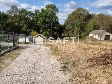 terrain 12500 m² isle