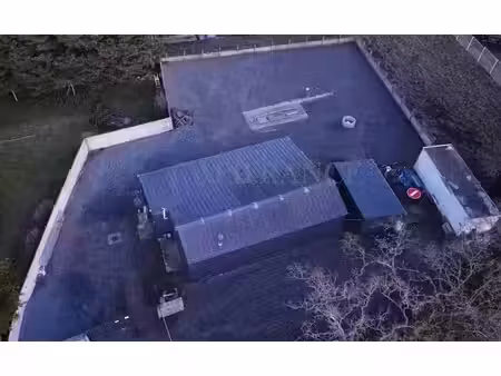 location immeuble 1 pièce 140 m² à plouisy (22200)  750 €