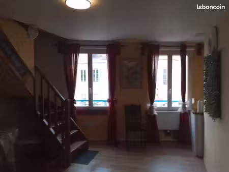 tres beau duplex meublé