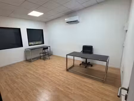 bureau 20 m² à louer – avignon courtine – 340 ht / mois