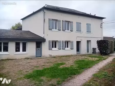 maison 6 pièces 150 m²