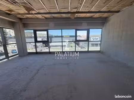 local d'activité 155 m²