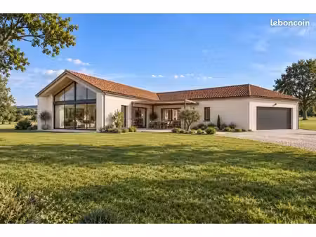 maison 4 pièces 130 m²