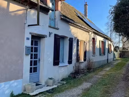 maison de village sans extérieur