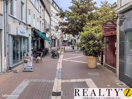 local commercial 215 m²