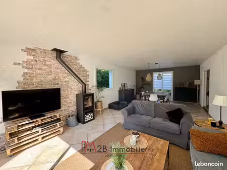 maison 8 pièces 190 m²