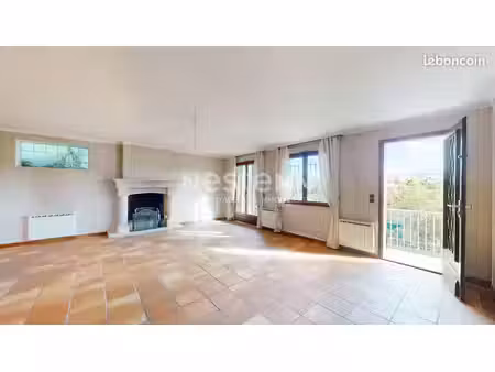 pavillon 5 pièces 156 m²