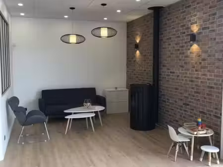 pharmacie 132 m²