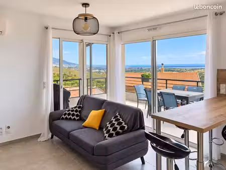 t2 récent avec terrasse vue mer