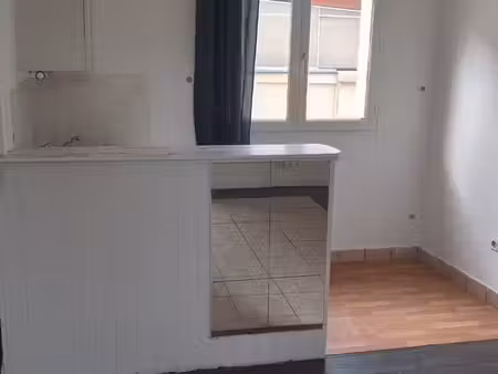je loue un studio rosny sous bois