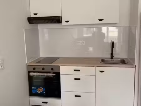 loue f2 40 m2 gare villiers/plessis
