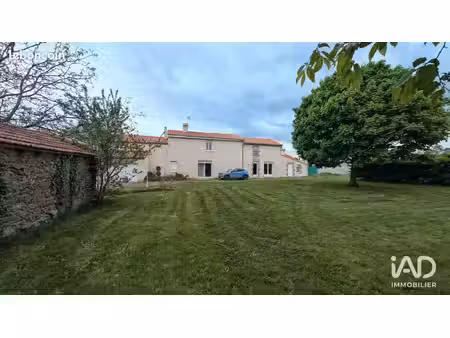 longère 5 pièces 180 m²