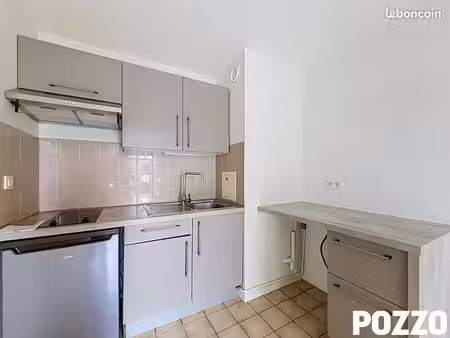 studio 1 pièce 24 m²