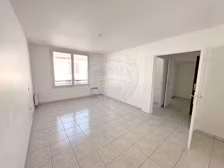 location appartement 2 pièces 41 m² à morangis (91420)  1 030 €