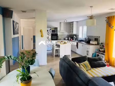 maison familiale 4 chambres sur terrain de 911 m² à saint-félix-de-lodez
