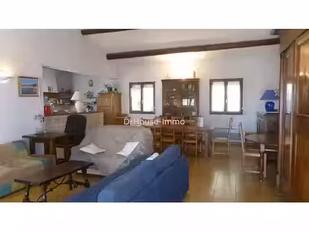 enez découvrir cette ravissante maison de 121 m2  idéalement située à sausset-les-pins  un