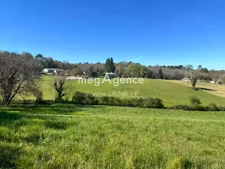 terrain à bâtir de 6800m2