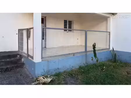 à louer – maison jumelée 3 chambres avec grande cour