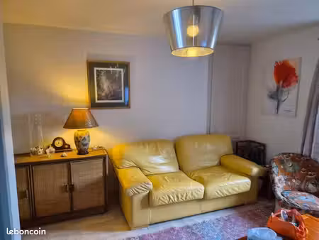 a louer charmante maison à ladornac